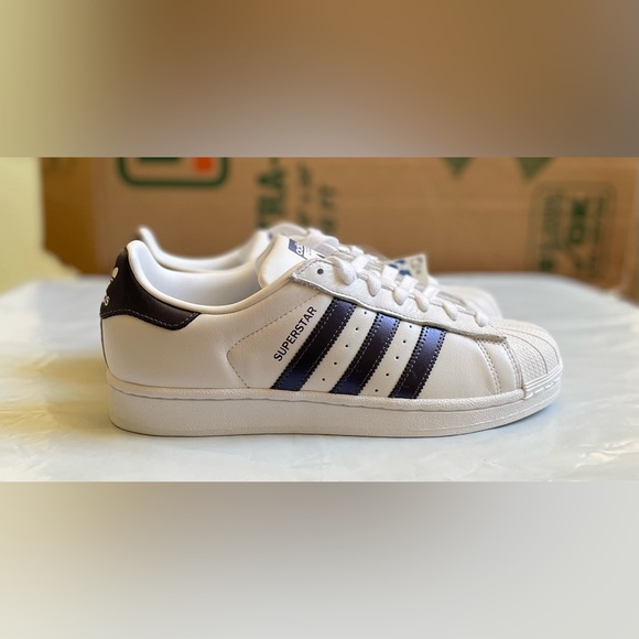 adidas gazelle silver green womens adidas W Superstar main image 0